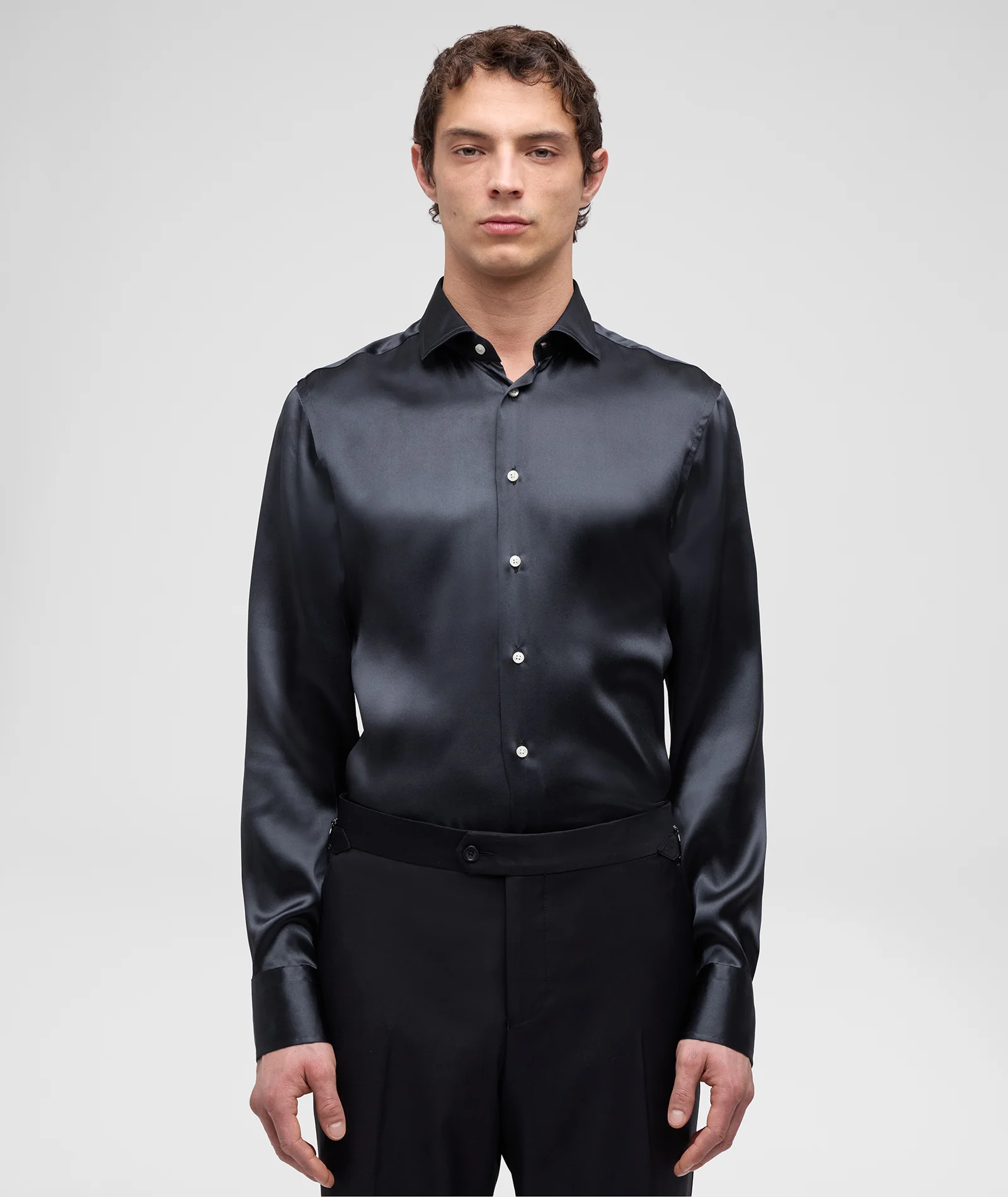 Camicia in seta nera