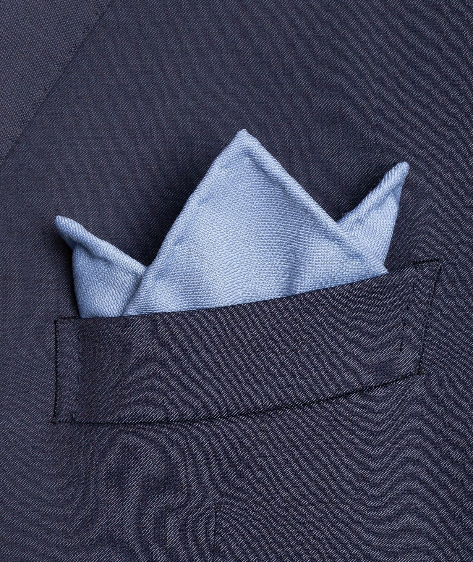 Pochette Azzurro chiaro in Lana Fatta a Mano - Image 3